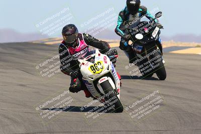 media/Apr-15-2022-Apex Assassins (Fri) [[9fb2e50610]]/Trackday Level 2/Session 2/Turns 9 and 10 Set 1/